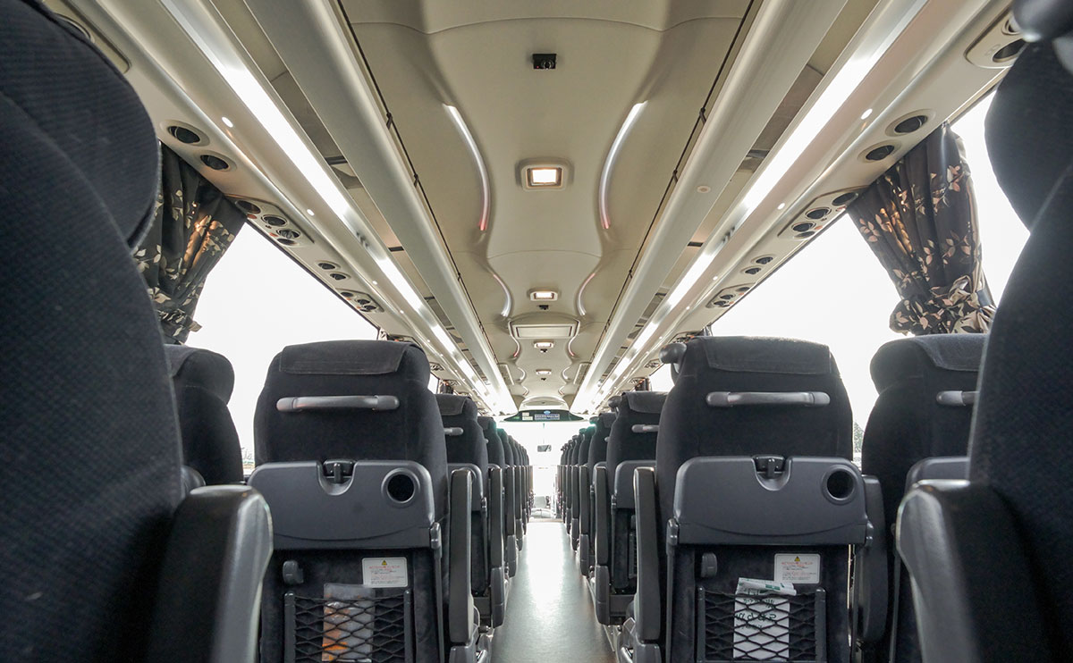 翔礼交通 神鷹 MOBILE-KAMITAKA #6601 車内座席背面