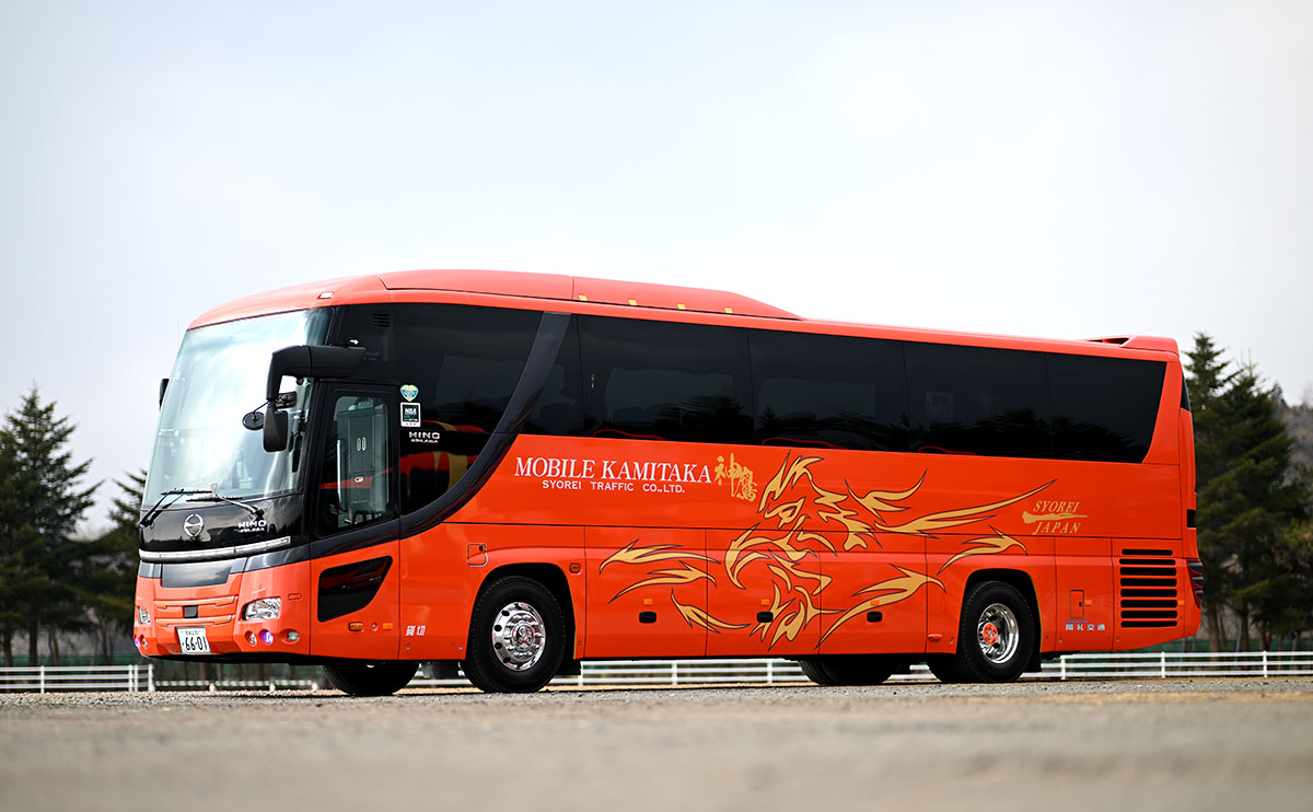翔礼交通 神鷹 MOBILE-KAMITAKA #6601 車体側面
